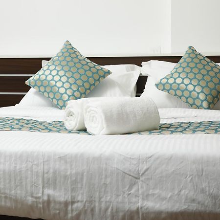 Puthens Clifton Inn Kottayam Eksteriør bilde